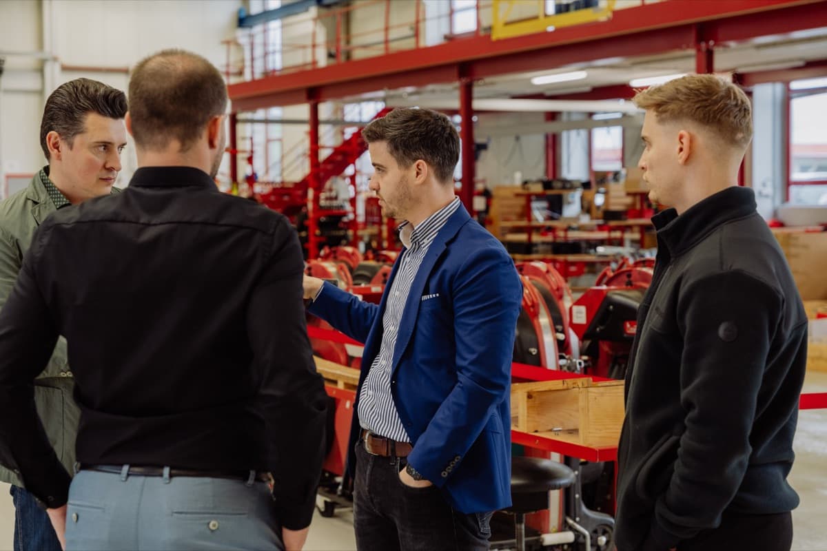 Gespräch in der Produktion von ErgoPack